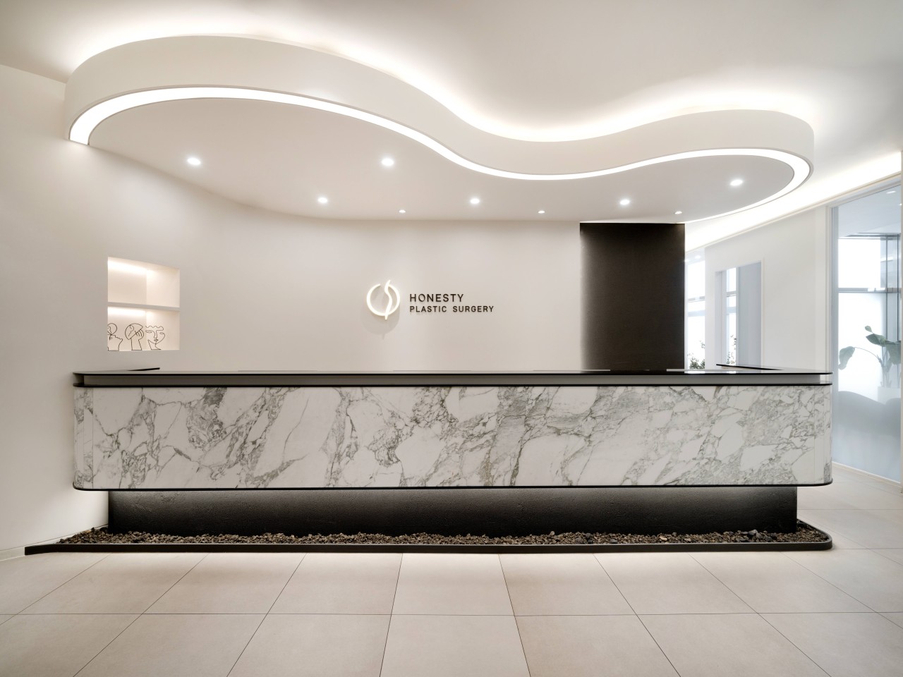 아너스티성형외과의원's Image