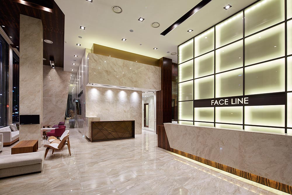 압구정페이스라인성형외과의원's Image