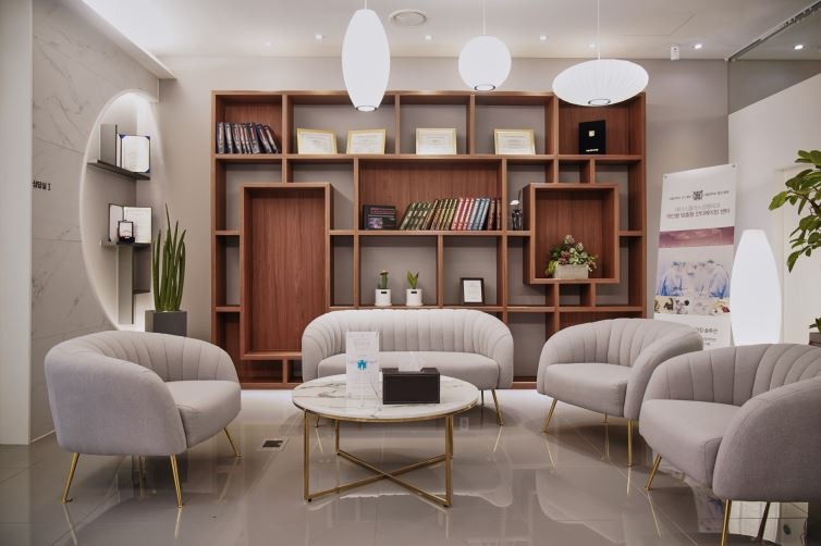 페이스플러스성형외과의원's Image