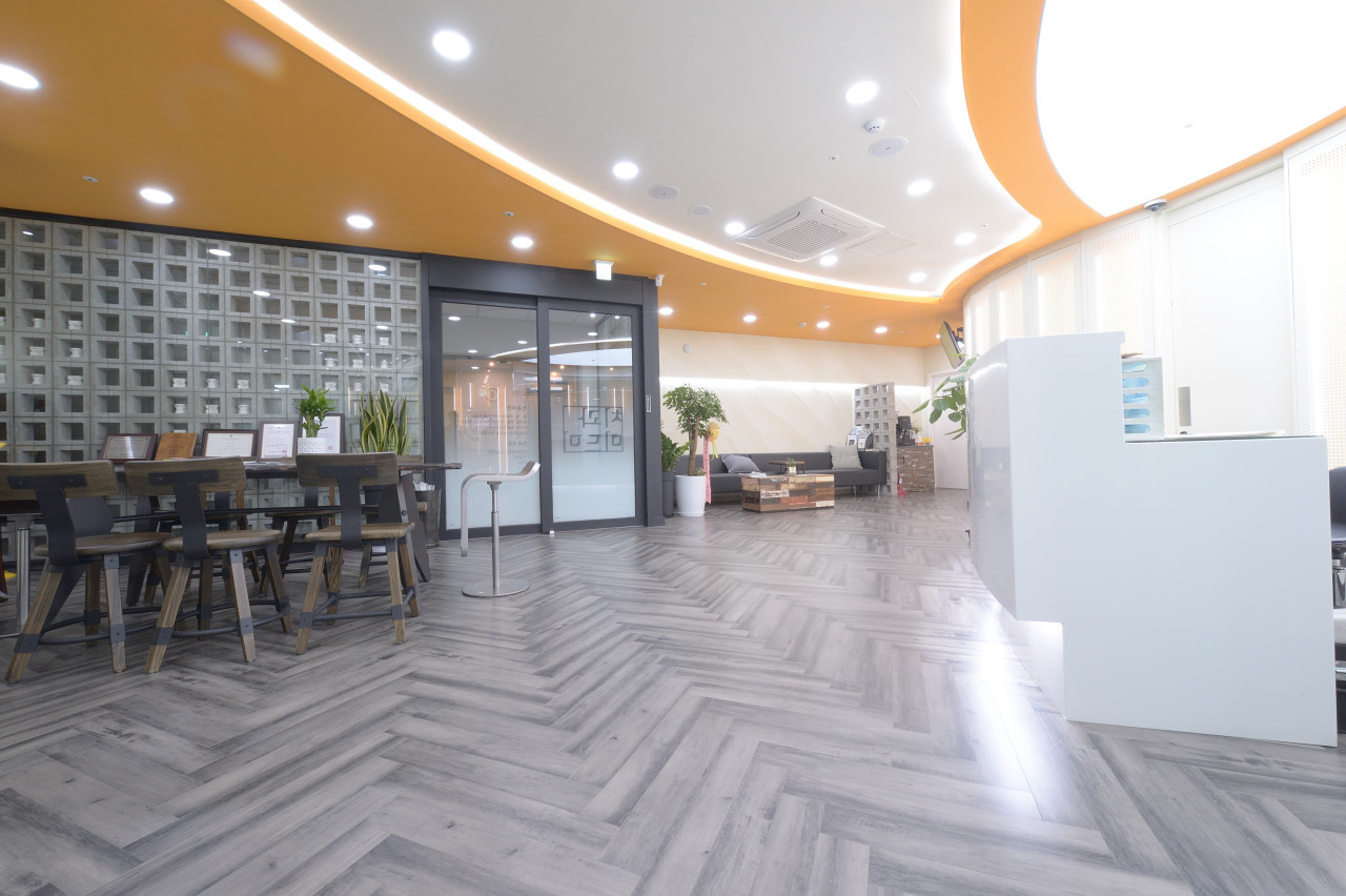 미드미치과의원's Image